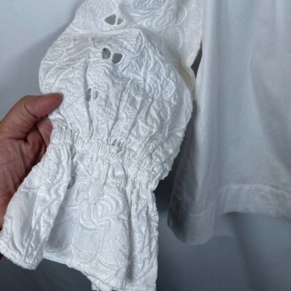 Ann Taylor Factory White Blouse W/ Embroidered Sleeves Sz XS - Picture 5 of 7